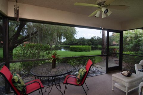 House in Sarasota, Florida 2 bedrooms, 142.05 sq.m. № 2122764 - photo 13