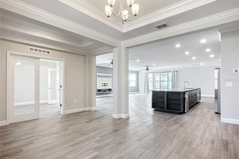 House in Palm Coast, Florida 4 bedrooms, 280.94 sq.m. № 1757977 - photo 7