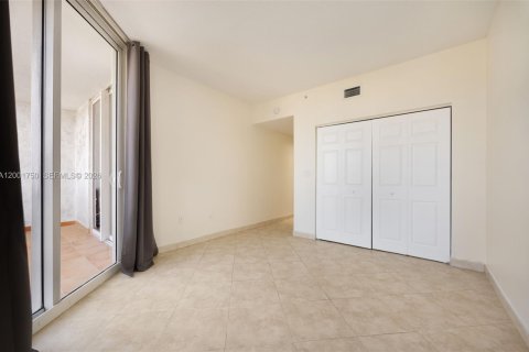 Copropriété à vendre à Coral Gables, Floride: 2 chambres, 95.04 m2 № 2180144 - photo 14