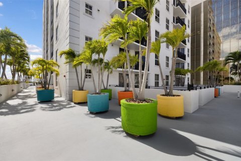 Copropriété à vendre à Coral Gables, Floride: 2 chambres, 95.04 m2 № 2180144 - photo 24