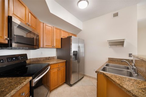 Copropriété à vendre à Coral Gables, Floride: 2 chambres, 95.04 m2 № 2180144 - photo 6