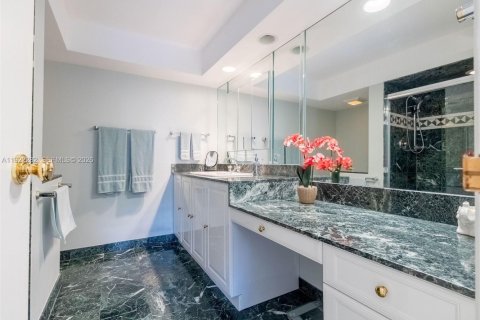 Copropriété à louer à Palm Beach, Floride: 3 chambres, 159.7 m2 № 1976342 - photo 10