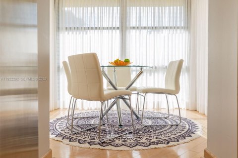 Copropriété à louer à Palm Beach, Floride: 3 chambres, 159.7 m2 № 1976342 - photo 21