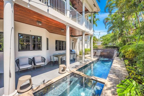House in Fort Lauderdale, Florida 5 bedrooms, 424.1 sq.m. № 2190262 - photo 16