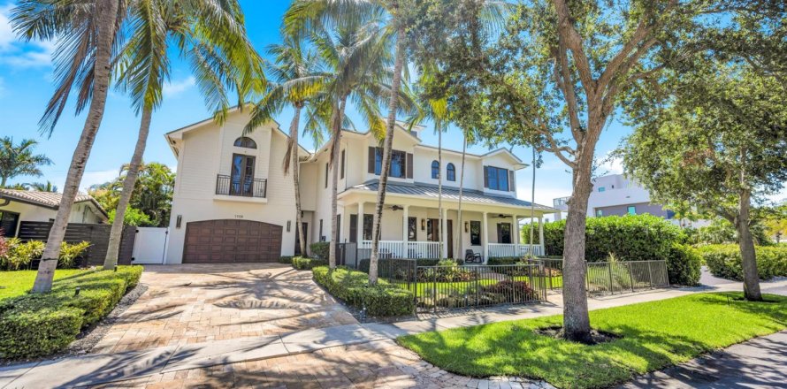 House in Fort Lauderdale, Florida 5 bedrooms, 424.1 sq.m. № 2190262