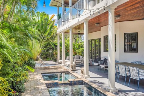 House in Fort Lauderdale, Florida 5 bedrooms, 424.1 sq.m. № 2190262 - photo 20