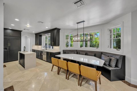 House in Fort Lauderdale, Florida 5 bedrooms, 424.1 sq.m. № 2190262 - photo 23