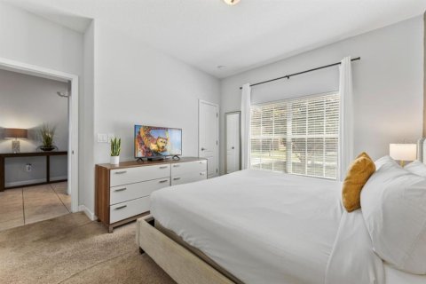 Touwnhouse à vendre à Kissimmee, Floride: 4 chambres, 176.7 m2 № 2102653 - photo 14