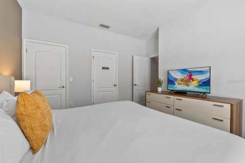 Touwnhouse à vendre à Kissimmee, Floride: 4 chambres, 176.7 m2 № 2102653 - photo 15