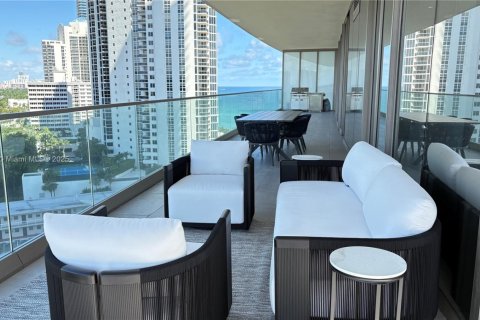 Copropriété à louer à Sunny Isles Beach, Floride: 2 chambres, 102.84 m2 № 1966838 - photo 10