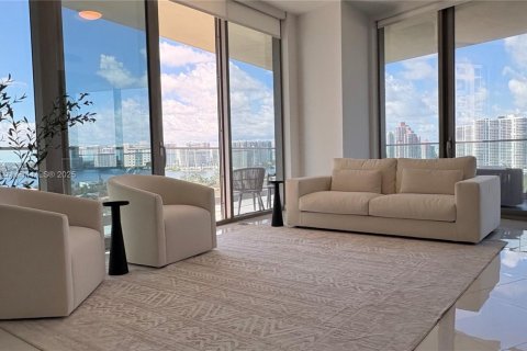 Copropriété à louer à Sunny Isles Beach, Floride: 2 chambres, 102.84 m2 № 1966838 - photo 7