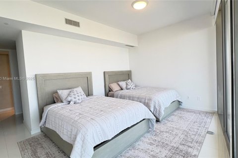 Copropriété à louer à Sunny Isles Beach, Floride: 2 chambres, 102.84 m2 № 1966838 - photo 19