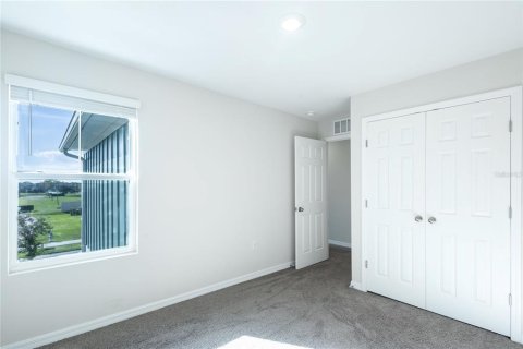 Touwnhouse à louer à Haines City, Floride: 3 chambres, 161.09 m2 № 2433640 - photo 16