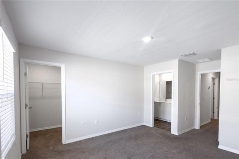 Touwnhouse à louer à Haines City, Floride: 3 chambres, 161.09 m2 № 2433640 - photo 17