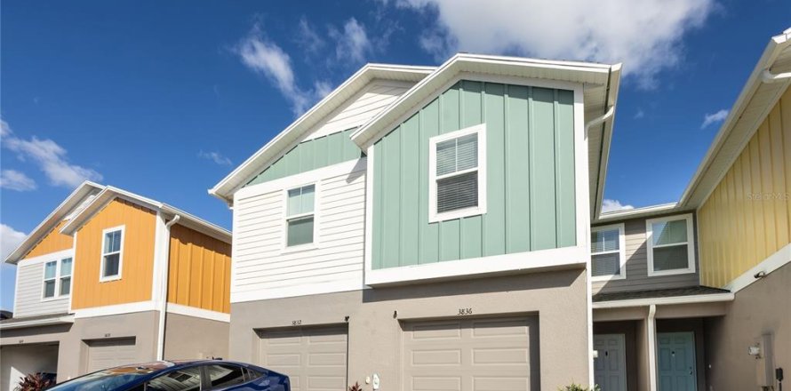 Touwnhouse à Haines City, Floride 3 chambres, 161.09 m2 № 2433640