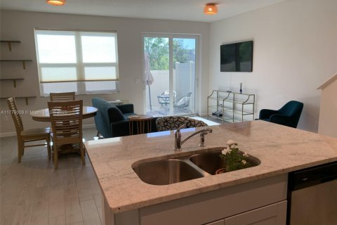 Condominio en venta en Stuart, Florida, 3 dormitorios, 137.03 m2 № 2014169 - foto 16