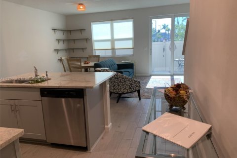 Condominio en venta en Stuart, Florida, 3 dormitorios, 137.03 m2 № 2014169 - foto 9