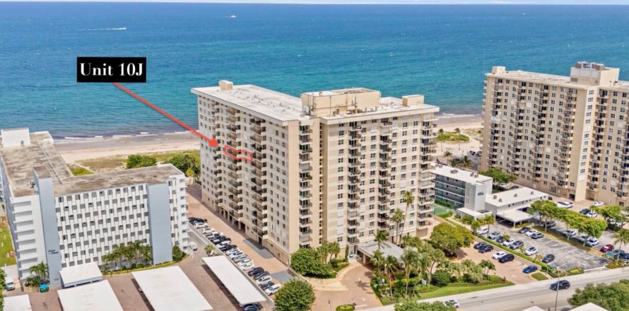 Condominio en Pompano Beach, Florida, 1 dormitorio № 2188444