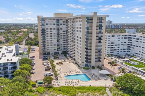 Condominio en venta en Pompano Beach, Florida, 1 dormitorio, 82.68 m2 № 2188444 - foto 9