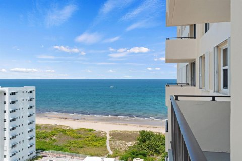 Condominio en venta en Pompano Beach, Florida, 1 dormitorio, 82.68 m2 № 2188444 - foto 16