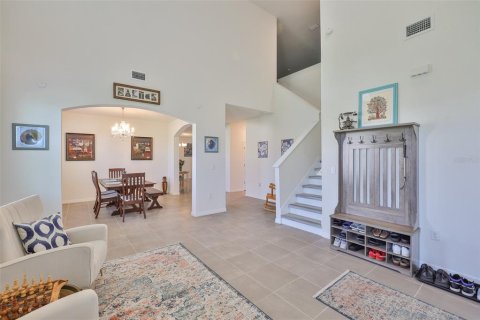 House in Riverview, Florida 5 bedrooms, 382.01 sq.m. № 1723428 - photo 6