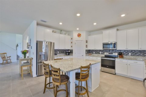 House in Riverview, Florida 5 bedrooms, 382.01 sq.m. № 1723428 - photo 19