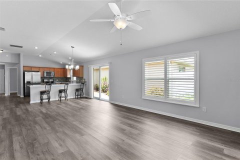 House in The Villages, Florida 3 bedrooms, 132.29 sq.m. № 1755048 - photo 20