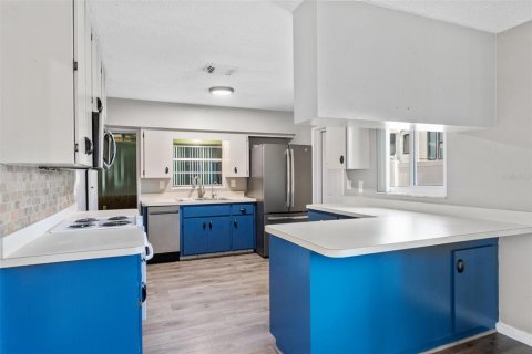 Apartment in Bradenton, Florida 2 bedrooms, 88.26 sq.m. № 2201438 - photo 6