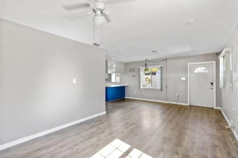 Apartment in Bradenton, Florida 2 bedrooms, 88.26 sq.m. № 2201438 - photo 4