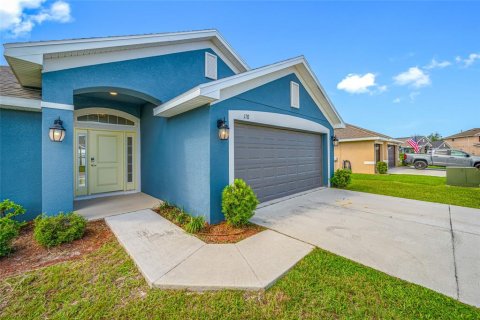 House in Hudson, Florida 4 bedrooms, 169.08 sq.m. № 1910347 - photo 2