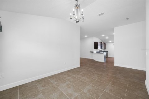 House in Hudson, Florida 4 bedrooms, 169.08 sq.m. № 1910347 - photo 19