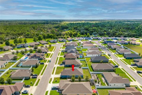 House in Hudson, Florida 4 bedrooms, 169.08 sq.m. № 1910347 - photo 6
