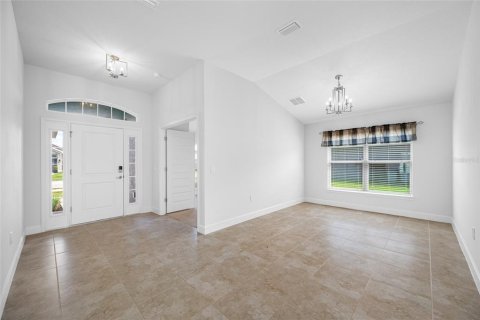 House in Hudson, Florida 4 bedrooms, 169.08 sq.m. № 1910347 - photo 15