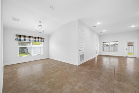 House in Hudson, Florida 4 bedrooms, 169.08 sq.m. № 1910347 - photo 18