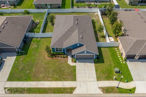 House in Hudson, Florida 4 bedrooms, 169.08 sq.m. № 1910347 - photo 8