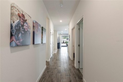 Casa en venta en Mount Dora, Florida, 4 dormitorios, 165.27 m2 № 1905887 - foto 11