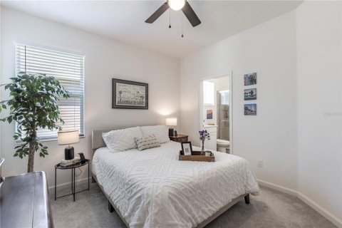 Casa en venta en Mount Dora, Florida, 4 dormitorios, 165.27 m2 № 1905887 - foto 25
