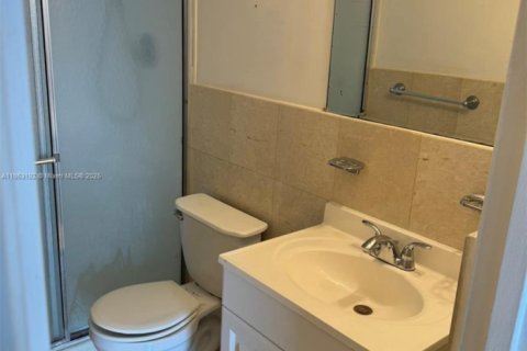 Снять в аренду кондоминиум в Норт-Майами, Флорида 1 спальня, 91.97м2, № 1892633 - фото 12