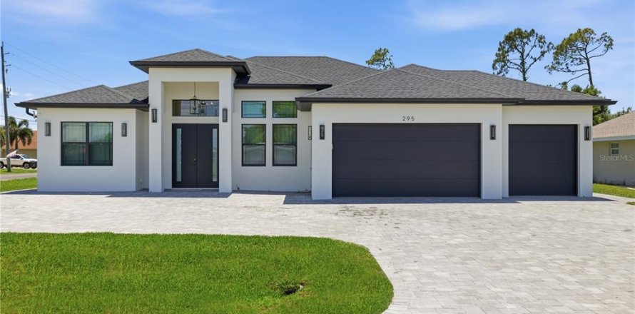 House in Rotonda, Florida 4 bedrooms, 208.29 sq.m. № 2212335