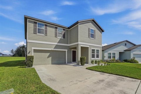 Casa en venta en Zephyrhills, Florida, 5 dormitorios, 253.81 m2 № 2426847 - foto 3