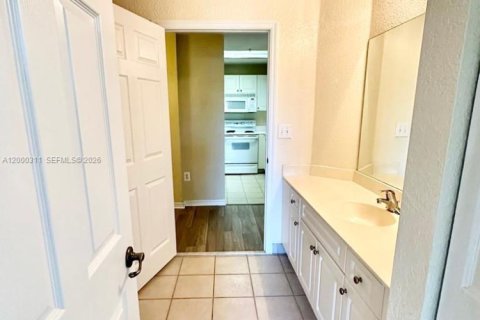 Copropriété à louer à Palm Beach Gardens, Floride: 2 chambres, 90.86 m2 № 2168282 - photo 12