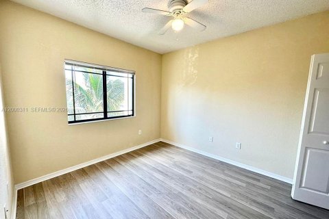 Copropriété à louer à Palm Beach Gardens, Floride: 2 chambres, 90.86 m2 № 2168282 - photo 11