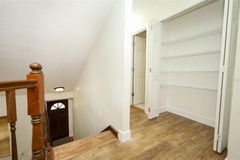 House in Oviedo, Florida 3 bedrooms, 201.6 sq.m. № 2388774 - photo 25