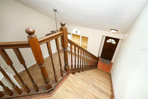 House in Oviedo, Florida 3 bedrooms, 201.6 sq.m. № 2388774 - photo 23