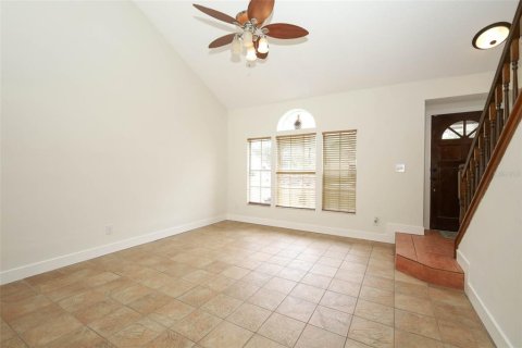 House in Oviedo, Florida 3 bedrooms, 201.6 sq.m. № 2388774 - photo 5