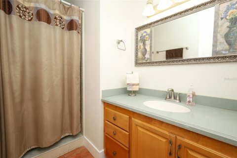 House in Oviedo, Florida 3 bedrooms, 201.6 sq.m. № 2388774 - photo 11