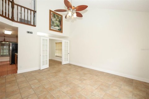 House in Oviedo, Florida 3 bedrooms, 201.6 sq.m. № 2388774 - photo 6