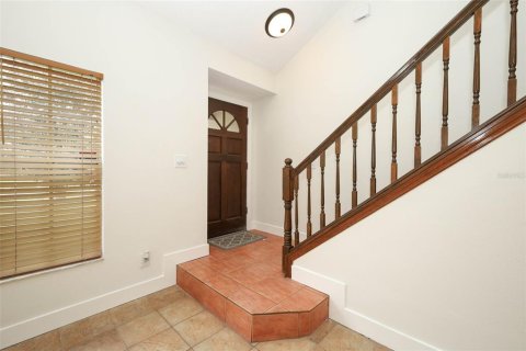 House in Oviedo, Florida 3 bedrooms, 201.6 sq.m. № 2388774 - photo 4