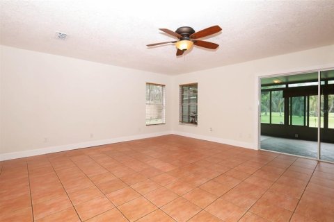 House in Oviedo, Florida 3 bedrooms, 201.6 sq.m. № 2388774 - photo 21