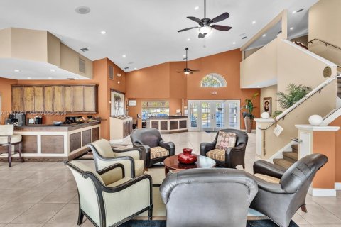 Condo in Tamarac, Florida, 1 bedroom  № 2086596 - photo 24